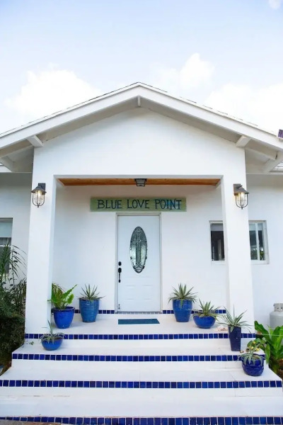 Blue Love Point 3br 3 Bedroom Home