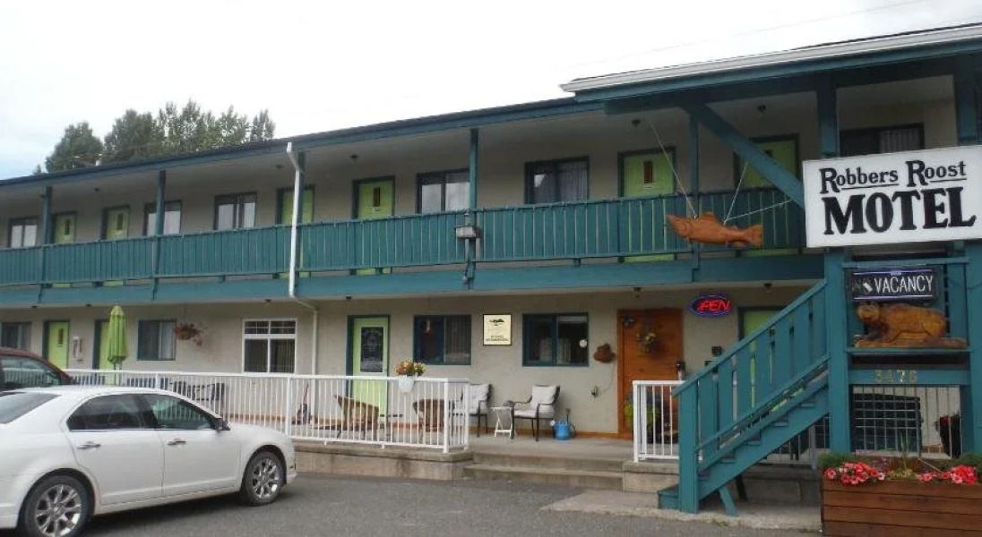 Robbers Roost Motel