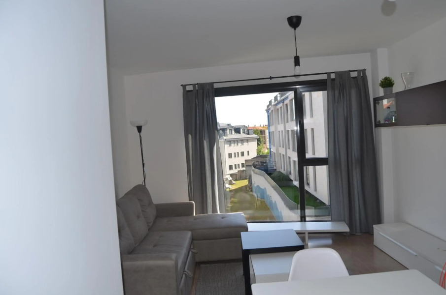 Precioso apartamento con garaje en Ares.