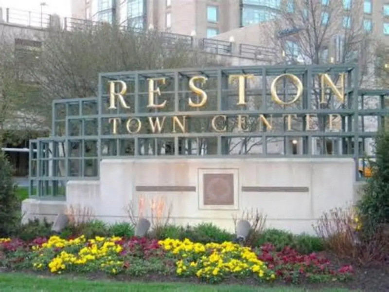 Global Luxury Suites at Town Center North