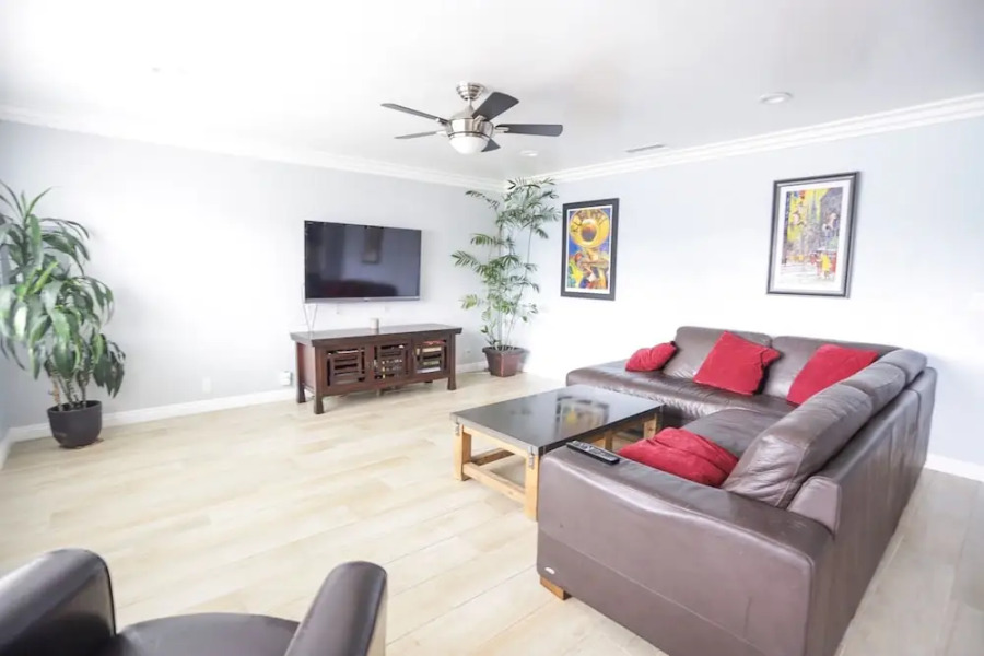 806 Encinitas - 3 Br Home