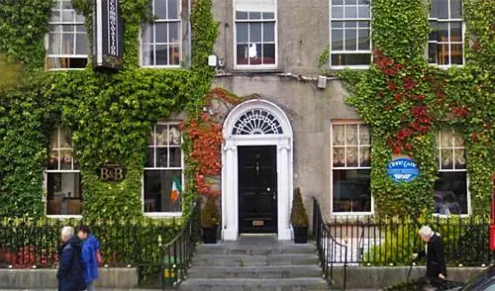 Finnegans Hostel and B&B Accommodation