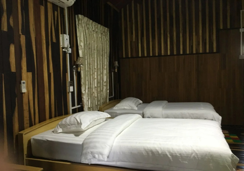Oak Thar Kyaw Hotel