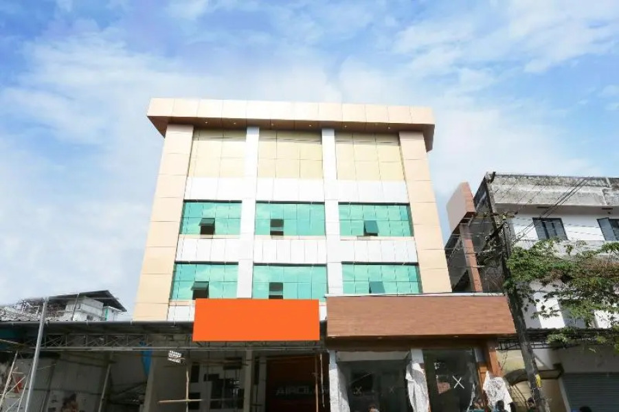 Oyo 22485 Tcs Suites