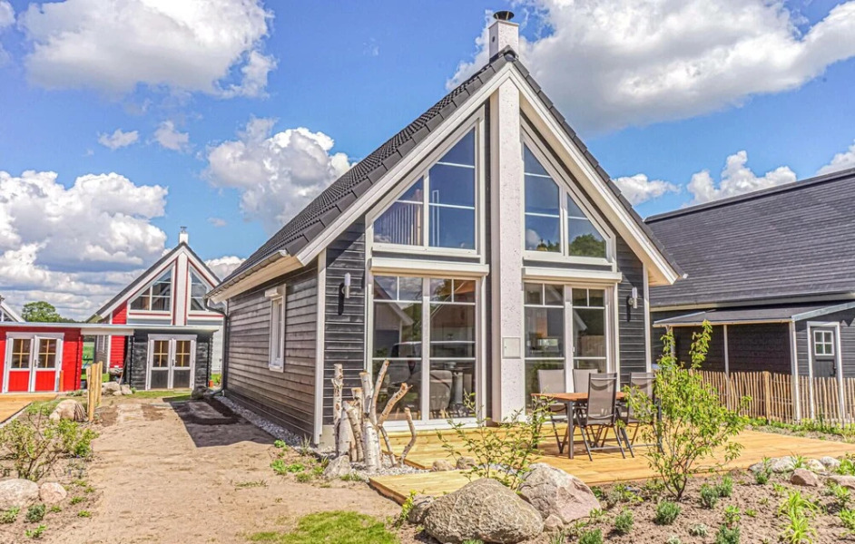 Stunning Home in Zerpenschleuse With 2 Bedrooms and Wifi