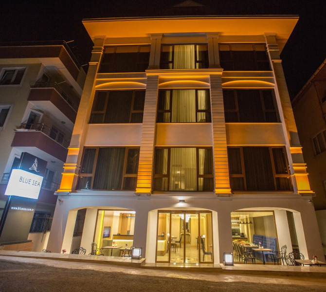 Blue Sea Hotel