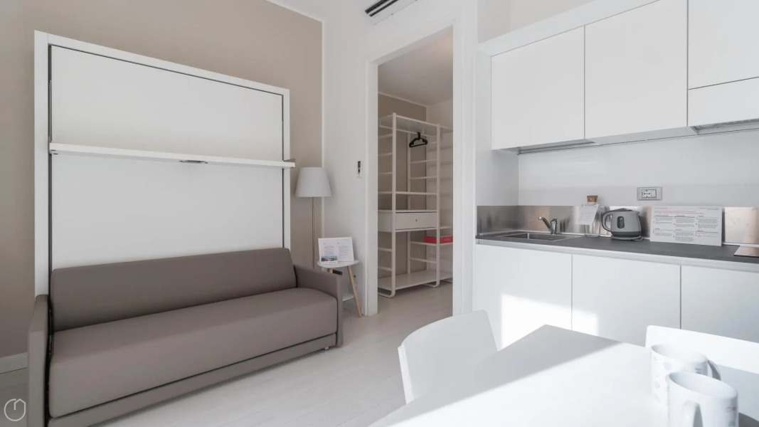 Italianway - Napo Torriani 22 G