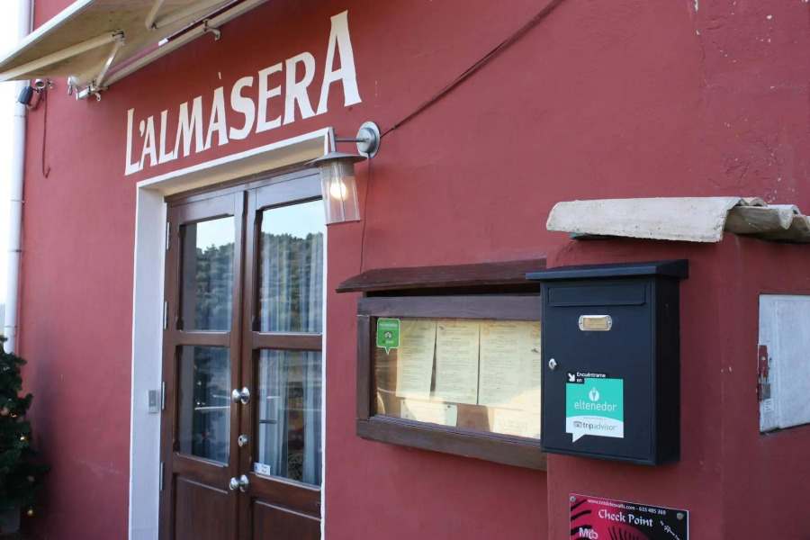 L'almàssera Casa Rural & Restaurant