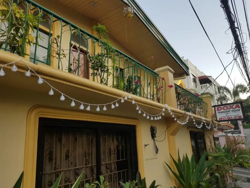 DOXA Transient House