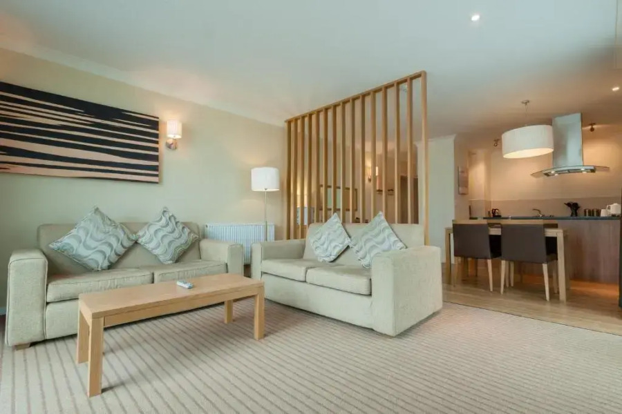 De Vere Cotswold Water Park Apartments