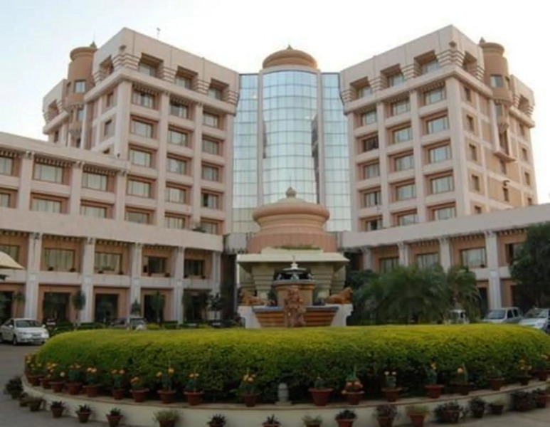 Hotel Swosti Premium