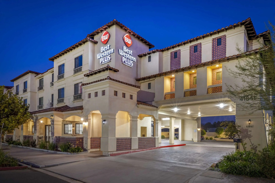 Best Western Plus Temecula Wine Country Hotel &Suites