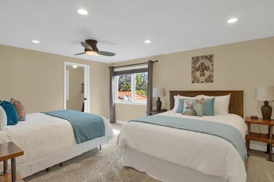 5BR Poe Manor Entertain,hot Tub+has Everything!