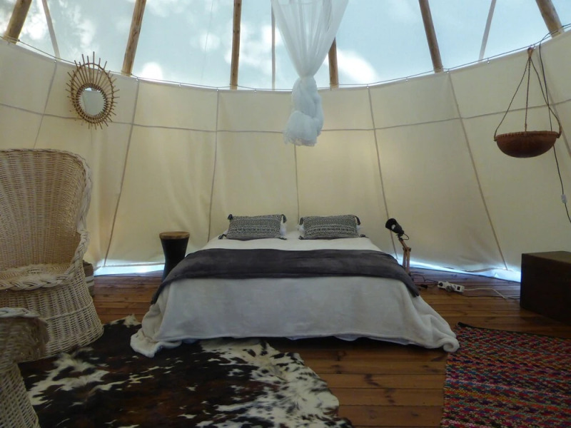 Au fil de l'eau - Les Tipis