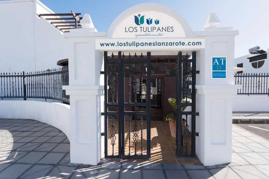 Apartamentos Los Tulipanes