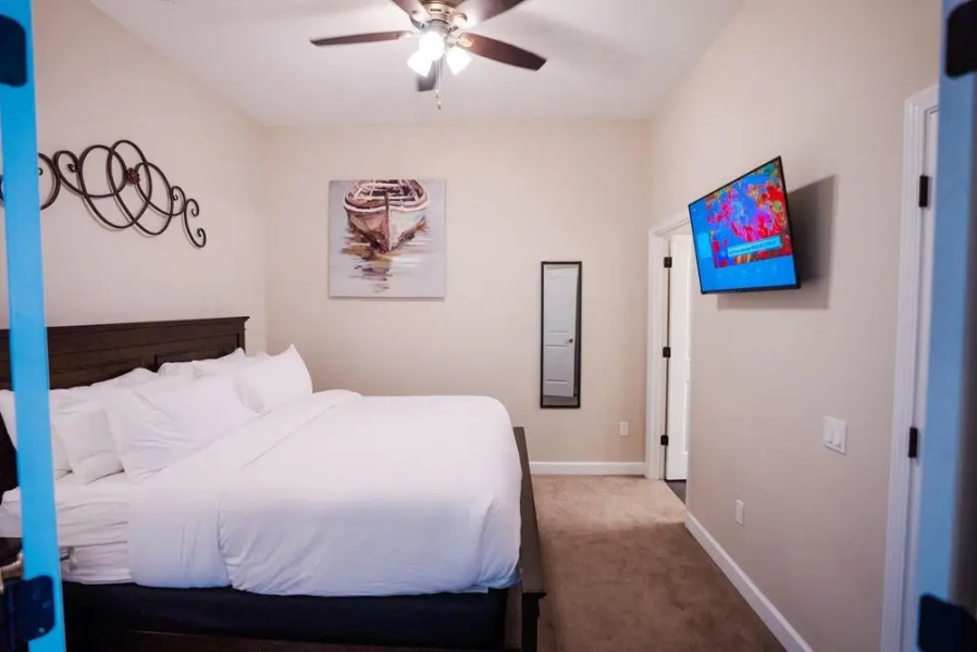 2 Bedroom Lake View Villa - Unit 103