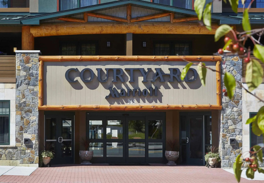 Courtyard by Marriott Lake George
