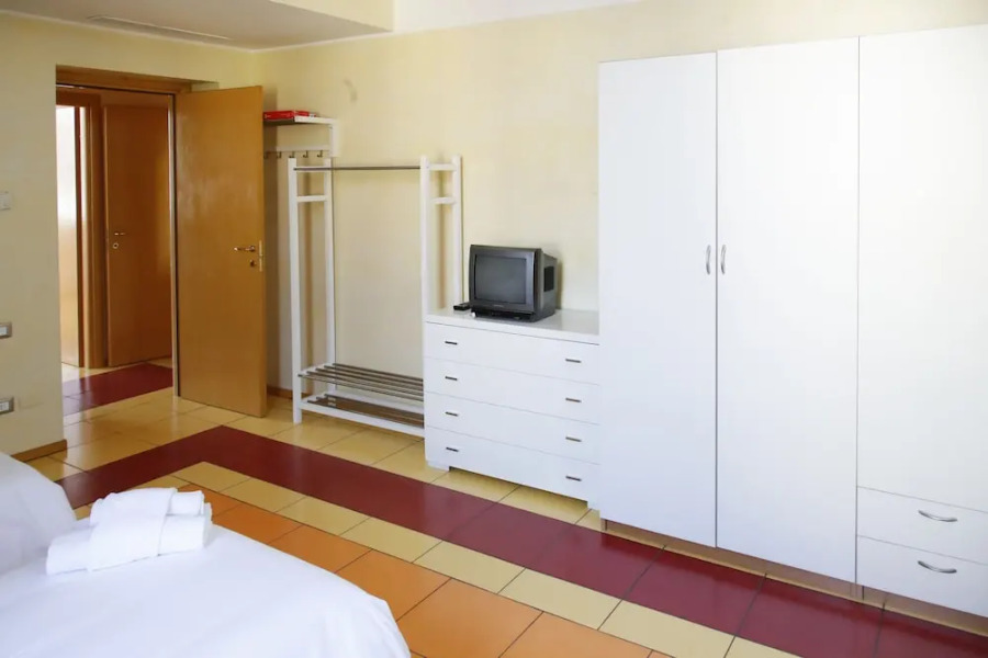 Rentopolis S.Carlo Borromeo 18 Rho Fiera