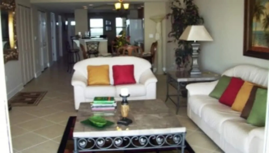 Di Mucci Twin Towers 1607- great ocean views. 2BR 2BA