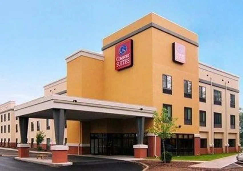 Comfort Suites Southington