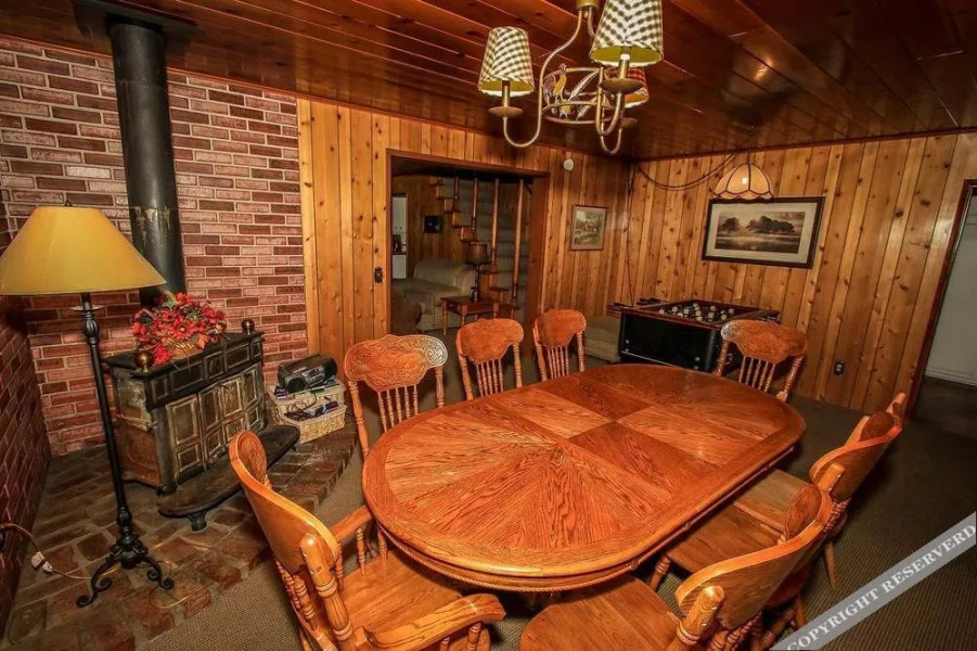 Kickback Kabin #1224