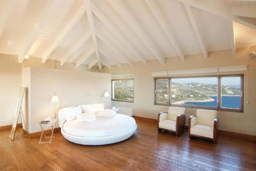 Seaview Peninsula Villa