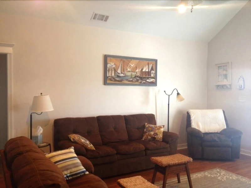 Flower Pot 3 Bedroom Home