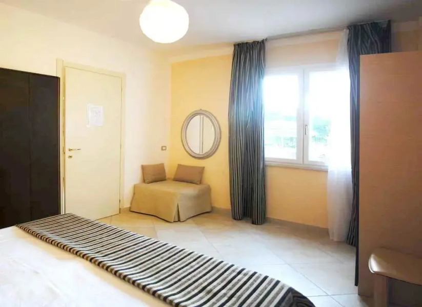 Apartment With 2 Bedrooms in Montelabbate, With Wonderful sea View, Pool Access, Enclosed Garden - 13 km From the Beach