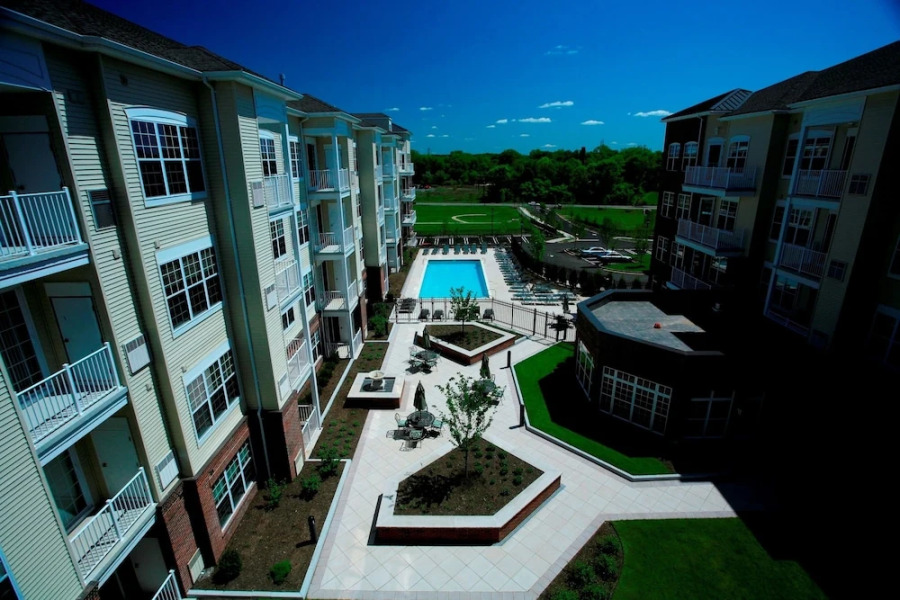 Global Luxury Suites at Raritan