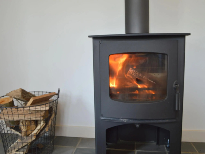 Picturesque Holiday Home in Drimmelen With Garden