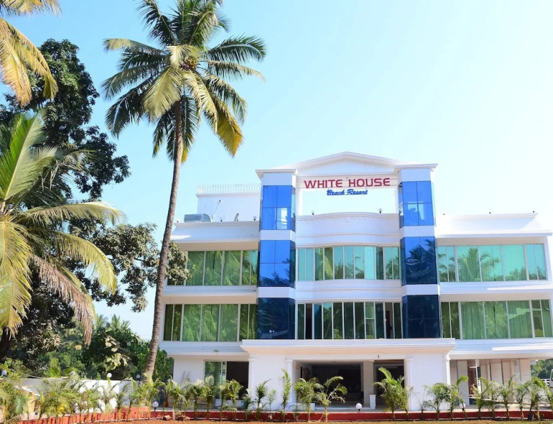 White House Beach Resort