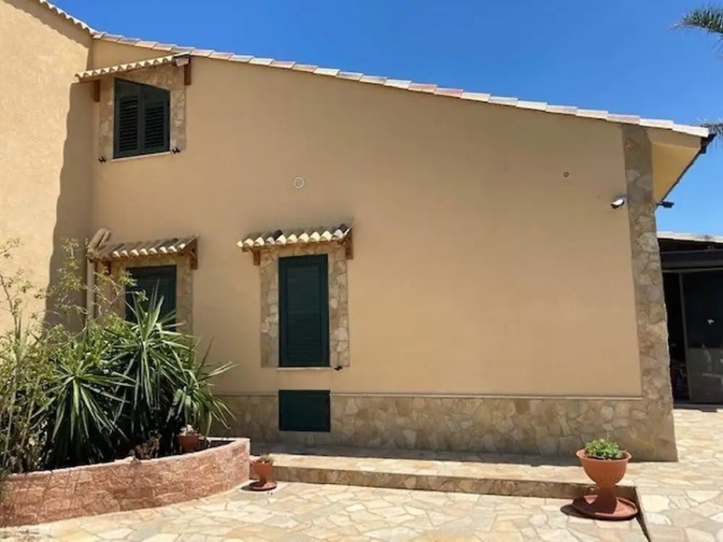 Belvilla by OYO Villa Kiara