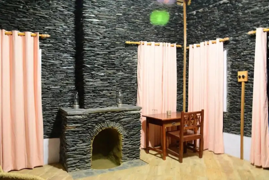 Himachal Heritage Village By Upvan