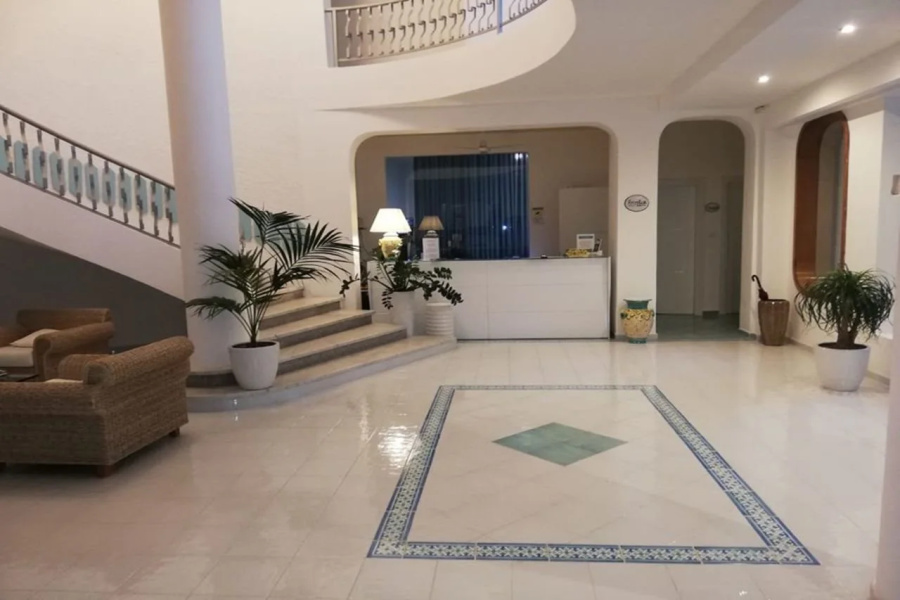 Hotel America