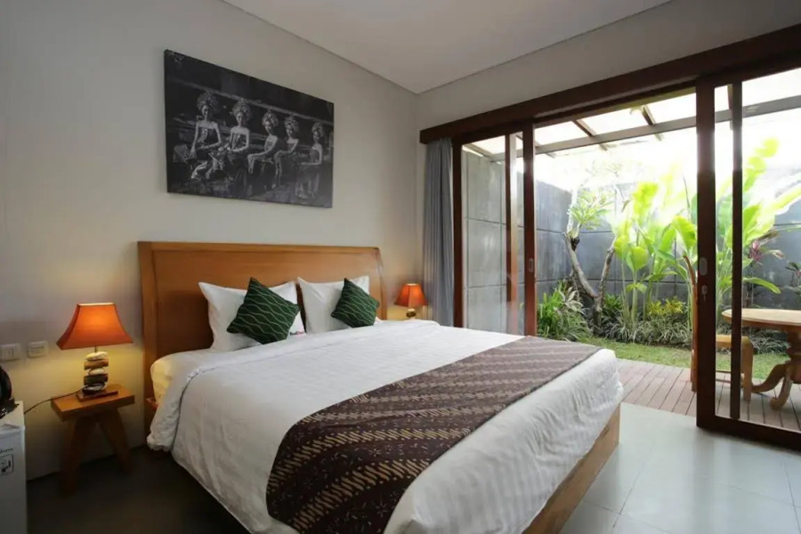 RedDoorz @ Nelayan Canggu