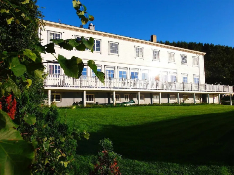 Eidsvåg Fjordhotell