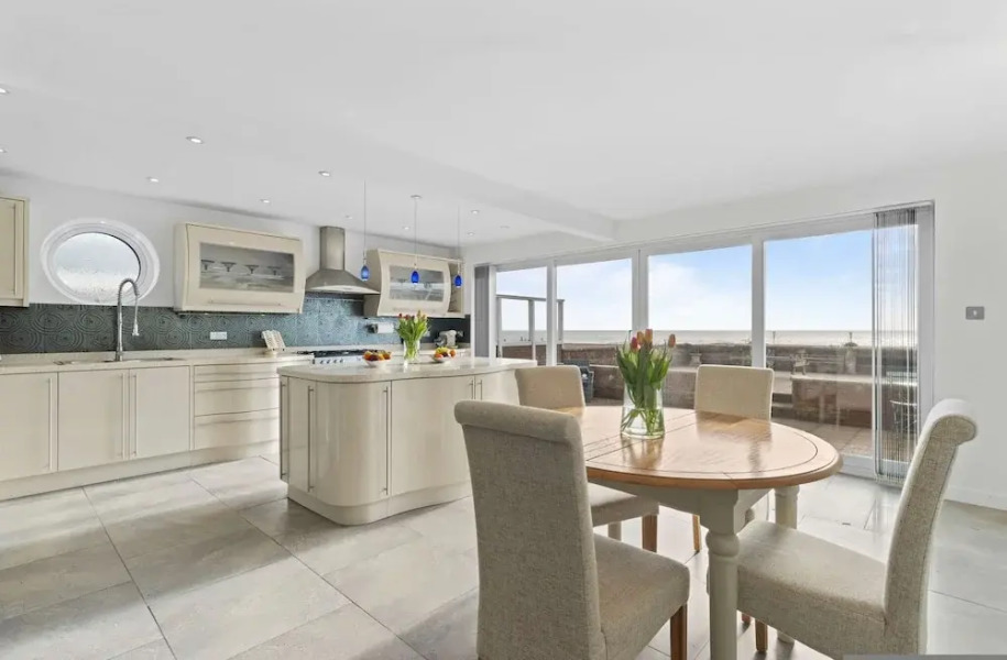 Splash-pevensey Bay in Pevensey Bay