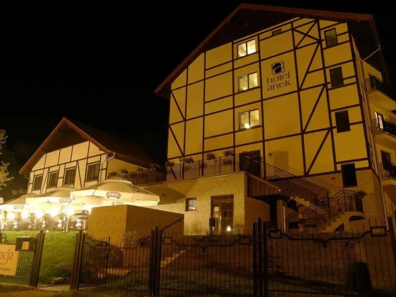 Hotel Anek