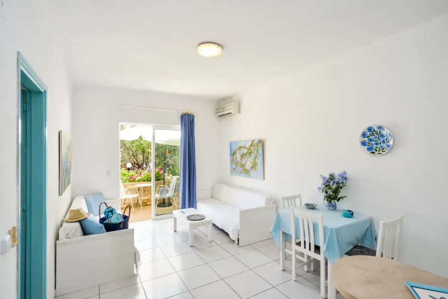 Marika Studios & Apartments
