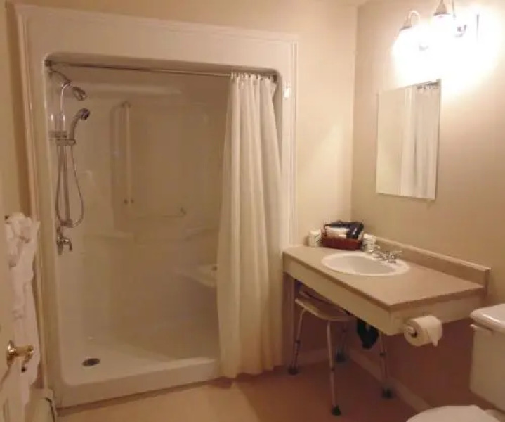 Hillcrest Hall Country Inn