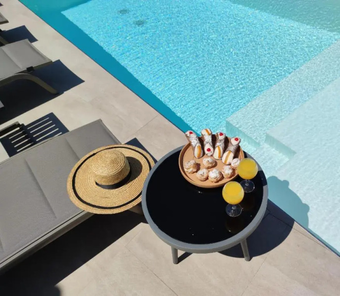 Calarossa Bay Pool Villa with private pool - whirpool - parching free - Wi-fi free - the beach 400 meters away - ADULT ONLY