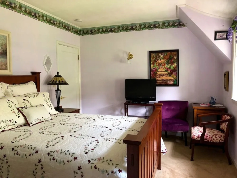 Sujak on Sunnyhill Bed and Breakfast