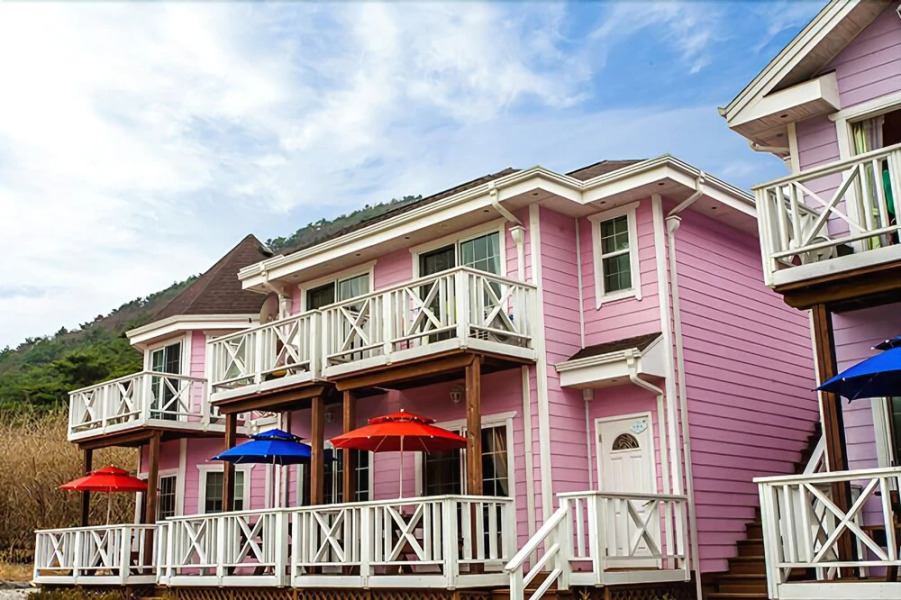 Buan Lakeside Pension