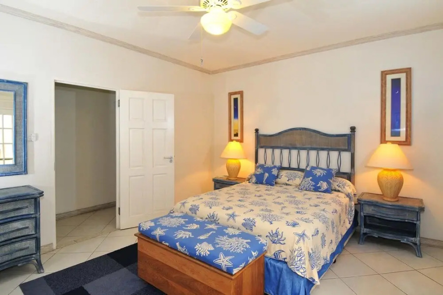 Leith Court Beachfront Apartments