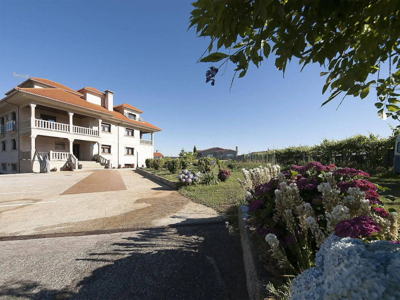 Pensión Residencia A Cruzán - Adults Only