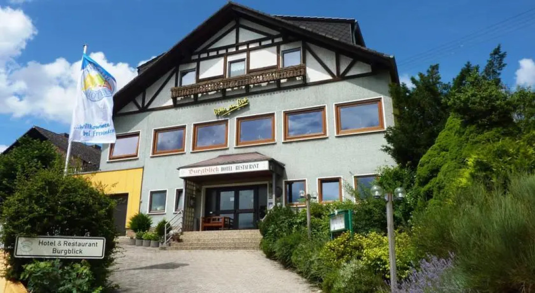 TIPTOP Hotel Burgblick
