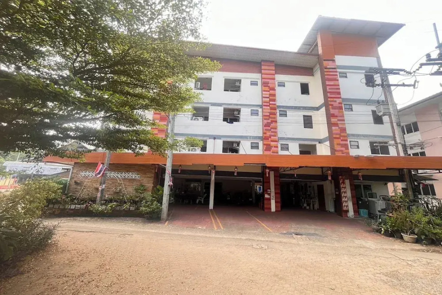 The First Resident Lamphun