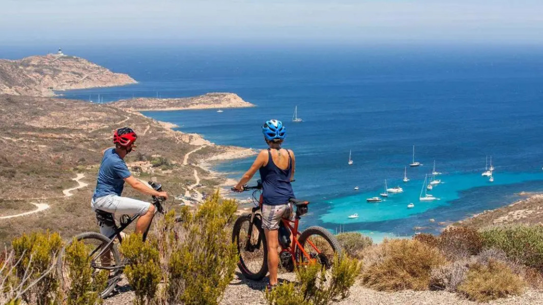 Studio standing Algajola *** vue mer