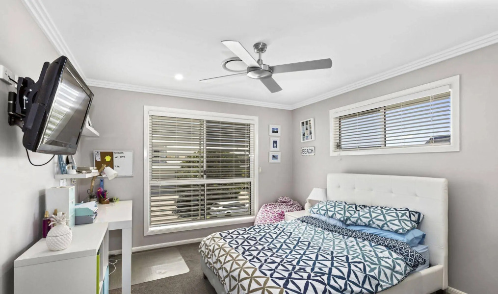 Ebony Rose - Tweed Coast Holidays