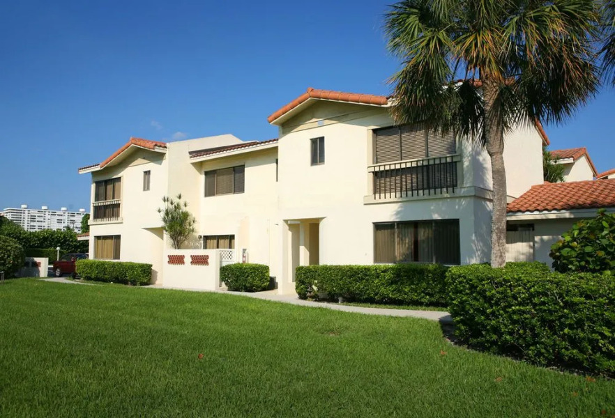 Ventura at Boca Raton